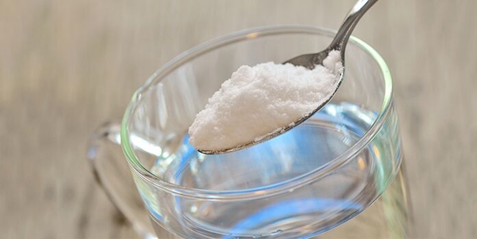 Baking Soda Treats Foot Fungus